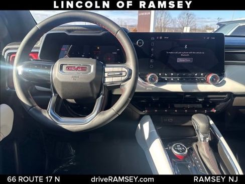 Used 2024 GMC Canyon AT4X image 18