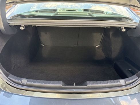 Used 2022 MAZDA MAZDA3 s image 22