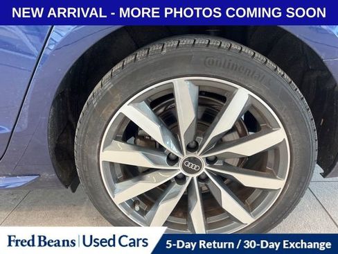 Used 2023 Audi A4 2.0T Premium w/ Convenience Package image 13