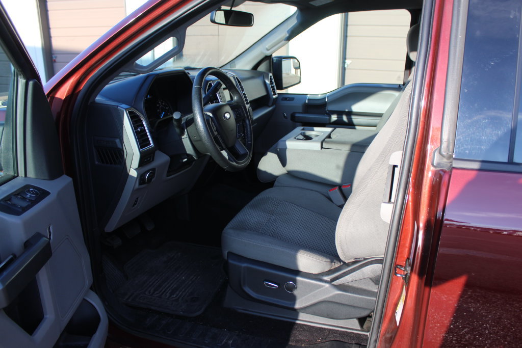 Used 2015 Ford F150 XLT w/ Equipment Group 301A Mid RWD image 10