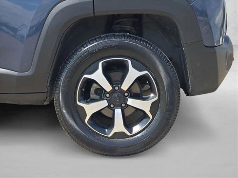 Used 2021 Jeep Renegade Trailhawk w/ Sun & Sound Group image 21