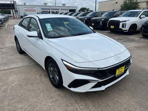 New 2025 Hyundai Elantra Hybrid FWD image 43