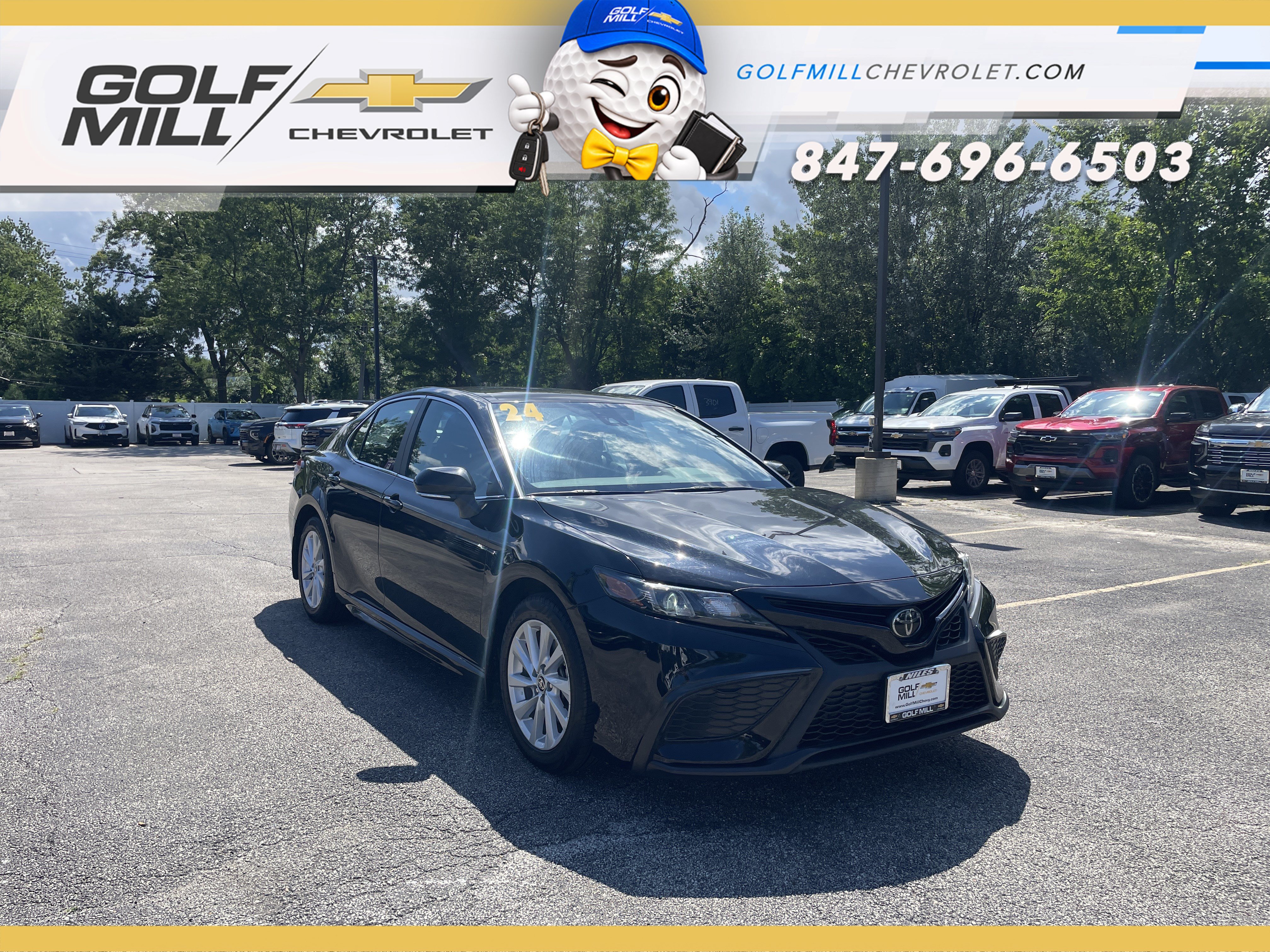 Used 2024 Toyota Camry SE FWD image 5
