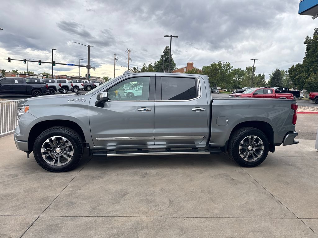Used 2026 Chevrolet Silverado 1500 High Country w/ Technology Package AWD/4WD image 2