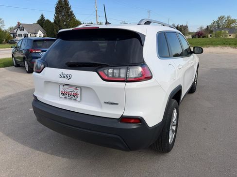 Used 2019 Jeep Cherokee Latitude w/ Popular Appearance Group FWD image 7