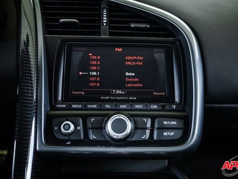 Used 2010 Audi R8 V10 AWD/4WD image 16