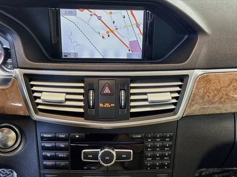 Used 2013 Mercedes-Benz E 350 Sedan image 13