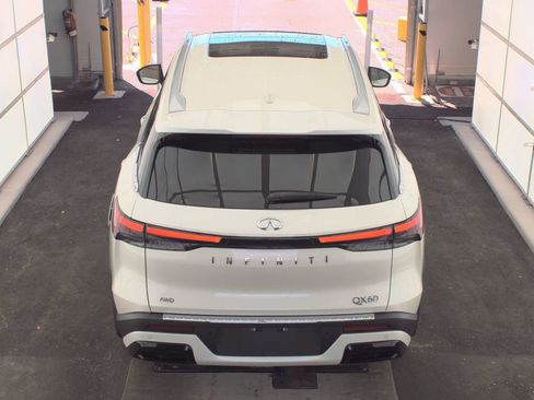 Used 2023 INFINITI QX60 Luxe w/ Cargo Package image 7