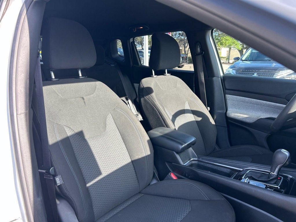 Used 2024 Jeep Compass Sport AWD/4WD image 43