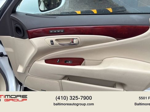 Used 2011 Lexus LS 460 w/ Comfort Pkg image 9