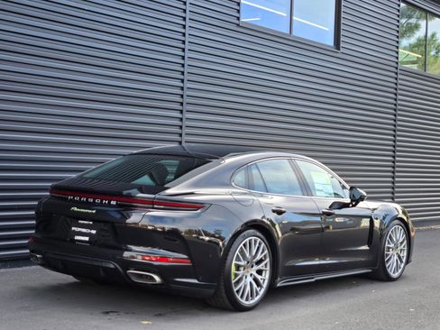 New 2026 Porsche Panamera 4 E-Hybrid AWD/4WD image 7