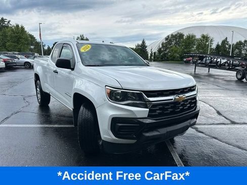 Used 2021 Chevrolet Colorado W/T w/ WT Convenience Package RWD image 2