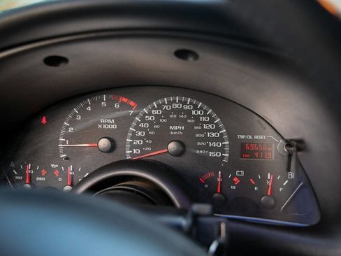 Used 2001 Chevrolet Camaro Z28 w/ Preferred Equipment Group 2 image 64