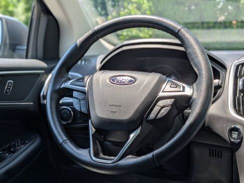 Used 2024 Ford Edge SEL AWD/4WD image 14