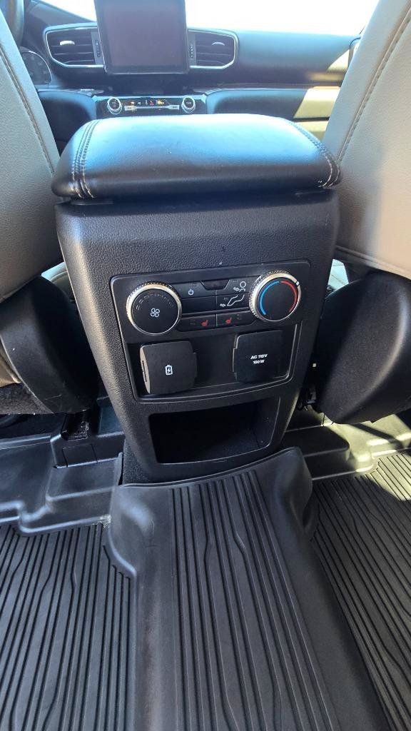 Used 2021 Ford Explorer Limited w/ Equipment Group 301A RWD image 21
