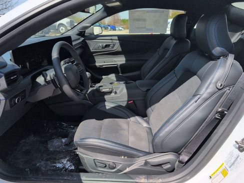 New 2026 Ford Mustang Dark Horse image 5