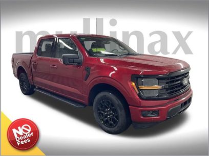New 2025 Ford F150 XLT w/ Equipment Group 302A MID