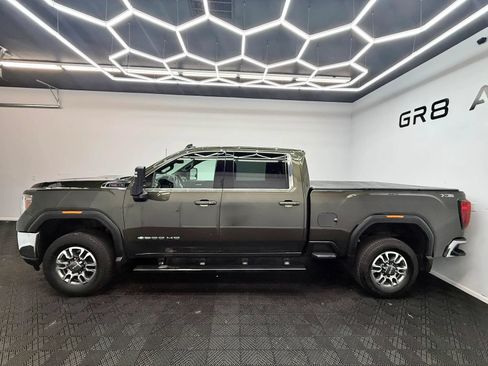 Used 2022 GMC Sierra 2500 SLE AWD/4WD image 4