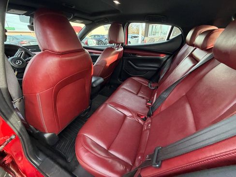 Used 2020 MAZDA MAZDA3 Premium Package Auto AWD image 10