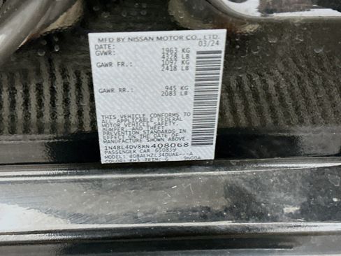 Used 2024 Nissan Altima 2.5 SV w/ SV Premium Package FWD image 12