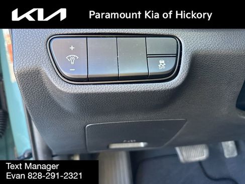 Used 2024 Kia Seltos SX image 19