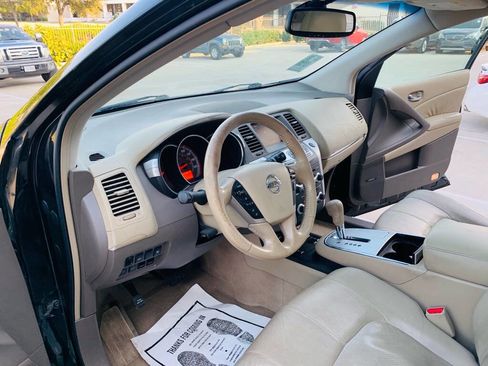 Used 2009 Nissan Murano SL w/ Technology Pkg FWD image 12