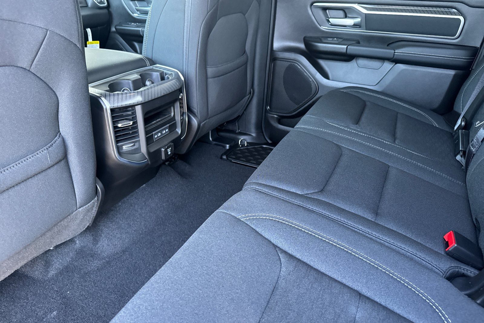 New 2026 RAM 1500 Big Horn AWD/4WD image 11