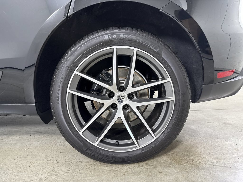 Certified 2024 Porsche Macan S w/ Premium Plus Package AWD/4WD image 14