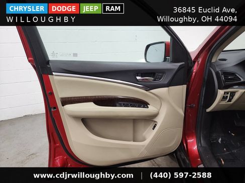Used 2020 Acura MDX SH-AWD image 11