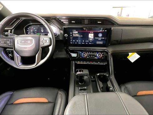 Certified 2024 GMC Sierra 1500 AT4 w/ Technology Package image 14