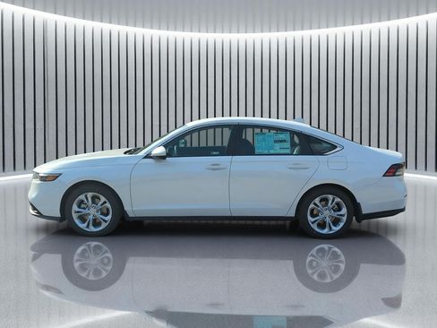 Certified 2025 Honda Accord LX image 8