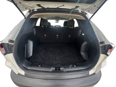 Used 2020 Ford Escape SE image 18