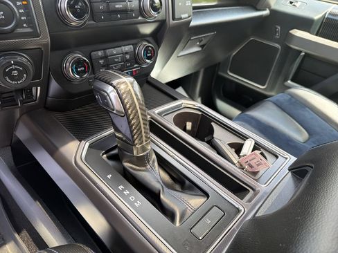 Used 2019 Ford F150 Raptor w/ Equipment Group 802A Luxury AWD/4WD image 25