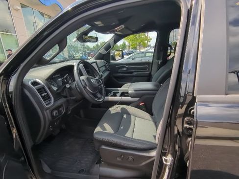 Used 2022 RAM 1500 Big Horn AWD/4WD image 4