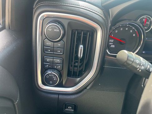 Used 2020 Chevrolet Silverado 1500 LT Trail Boss image 24