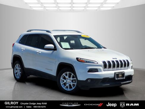 Used 2016 Jeep Cherokee Latitude w/ Safety/Convenience Group FWD image 1