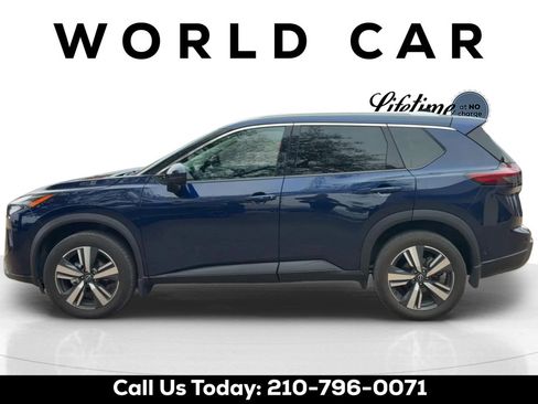 Used 2024 Nissan Rogue SL w/ SL Premium Package FWD image 10