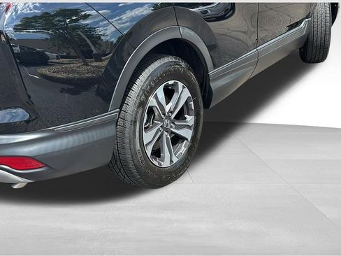 Used 2017 Honda CR-V LX image 8