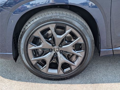Certified 2025 Lexus TX 500h AWD w/ Technology Package image 11