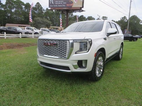 Used 2023 GMC Yukon Denali AWD/4WD image 2