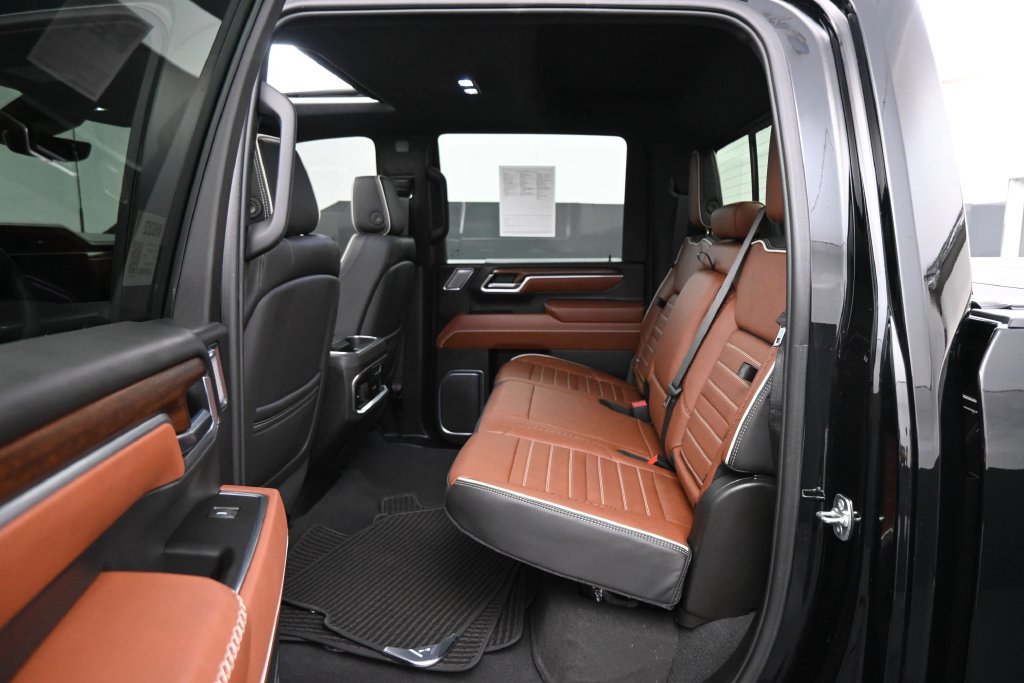 Used 2025 GMC Sierra 2500 Denali Ultimate AWD/4WD image 19