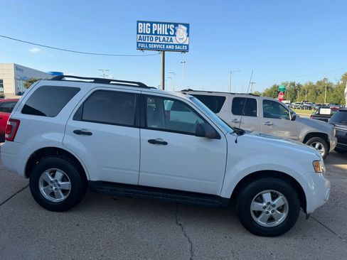 Used 2010 Ford Escape XLT FWD image 15