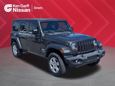 Used 2018 Jeep Wrangler Unlimited Sport S AWD/4WD image 1