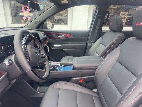 New 2026 Chevrolet Traverse Z71 w/ Enhanced Driving Package image 11