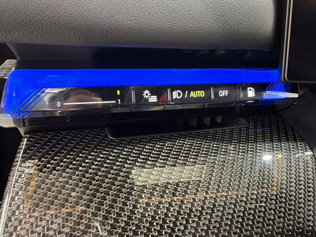Used 2026 BMW M5 w/ Carbon Package AWD/4WD image 12