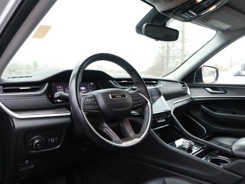 Used 2022 Jeep Grand Cherokee Limited RWD image 24
