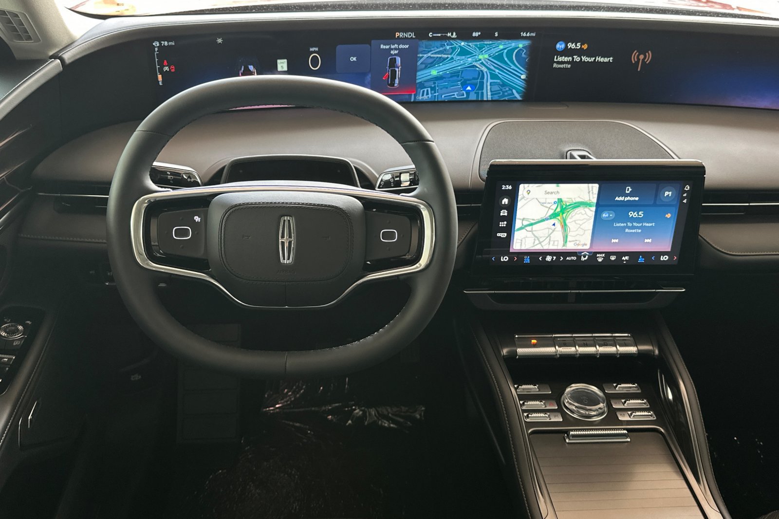 New 2026 Lincoln Nautilus Reserve w/ Jet Appearance Package AWD/4WD image 13