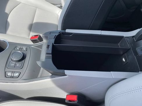 Certified 2023 GMC Terrain SLT w/ LPO, Floor Liner Package FWD image 15