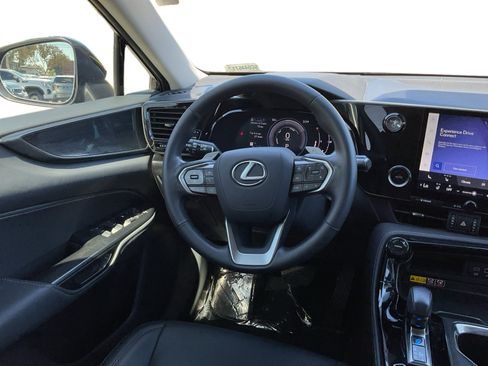Used 2025 Lexus NX 350h AWD w/ Accessory Package (Z2) image 11