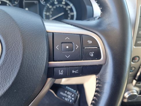 Used 2021 Lexus GX 460 Premium w/ Accessory Package AWD/4WD image 26